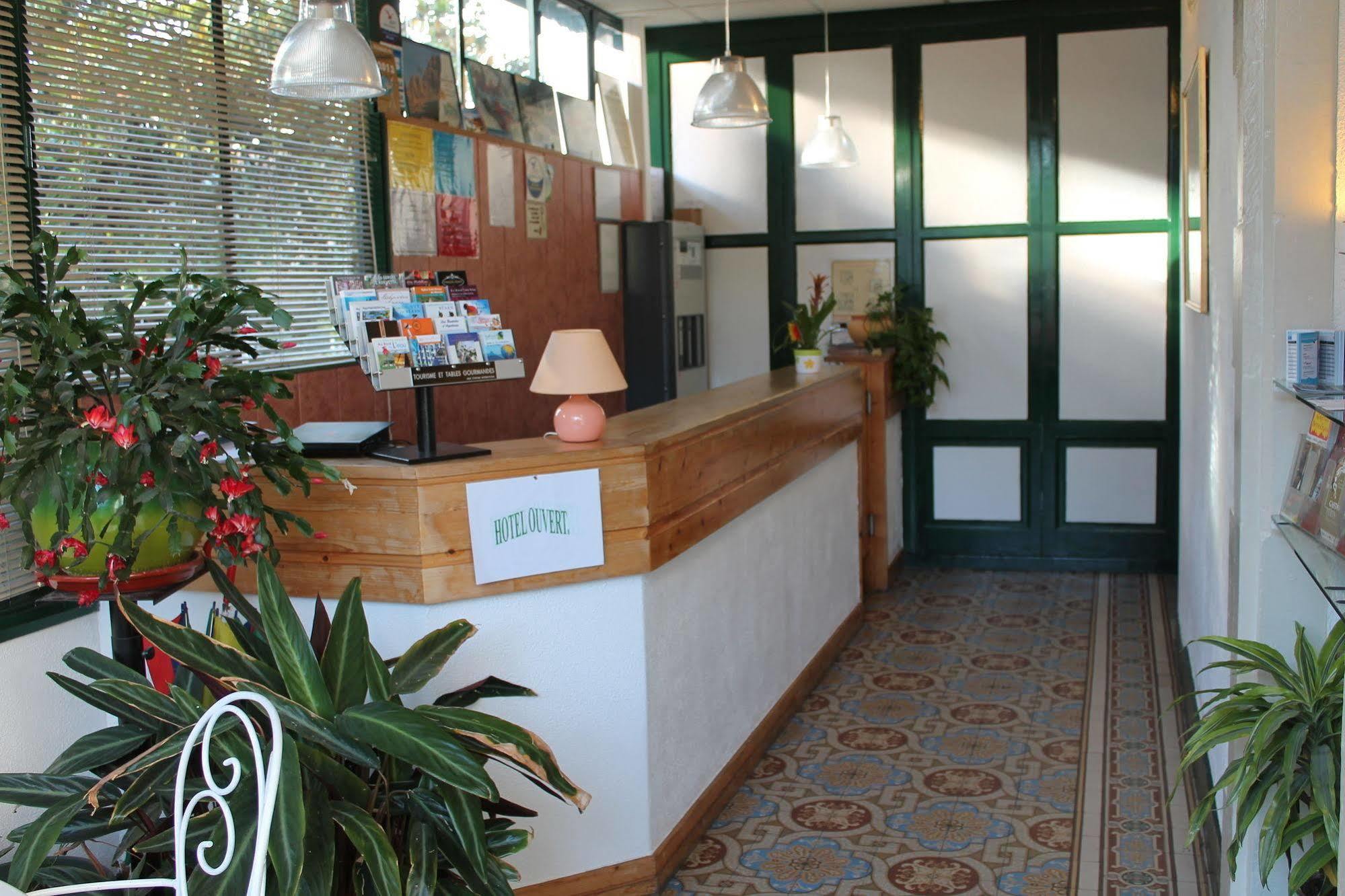 Hotel Montilleul - Villa Primrose Pau Exterior photo